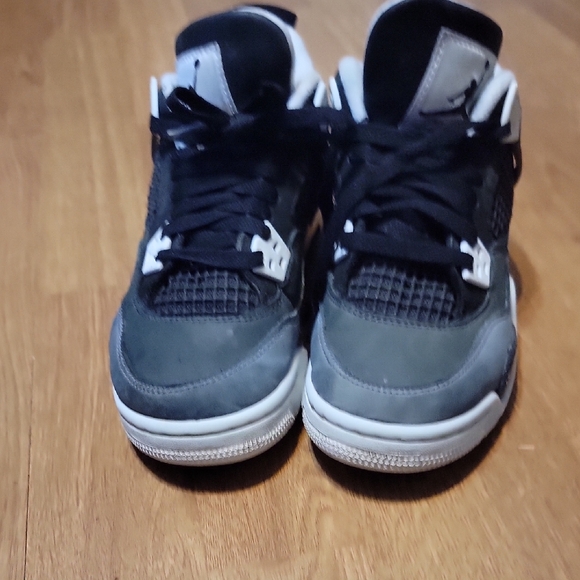 Other - Jordan Retro 4 FEAR Size 3.5